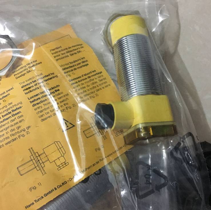德国TURCK图尔克1625871电感式传感器